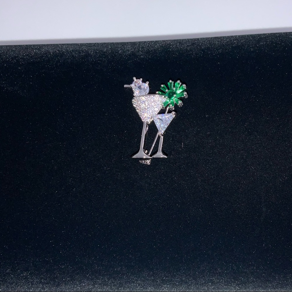 Green Martini Brooch - Picture 7 of 9